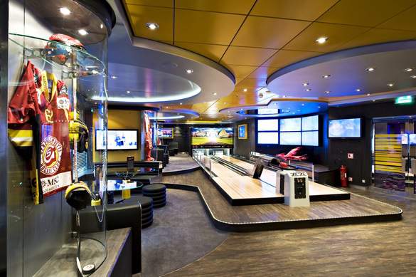 MSC Cruises MSC Splendida Sports Bar 4.jpg
